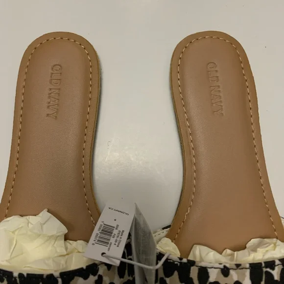 Leopard Print Textile Slides - Picture 3 of 8